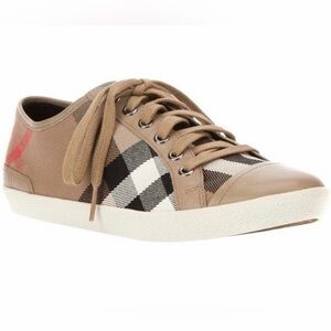 Burberry women’s nova check classic plaid sneaker shoes size 40